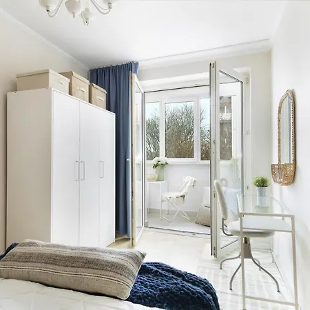 Elite Podwale Przedmiejskie Old Town