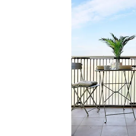 Elite Podwale Przedmiejskie Old Town