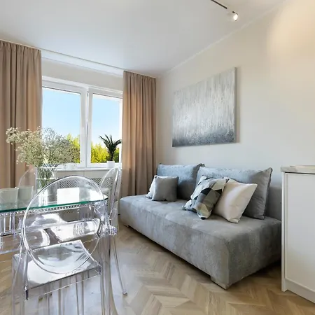 Elite Podwale Przedmiejskie Old Town