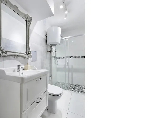 Elite Podwale Przedmiejskie Old Town