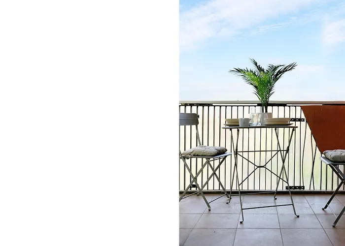 Elite Podwale Przedmiejskie Old Town